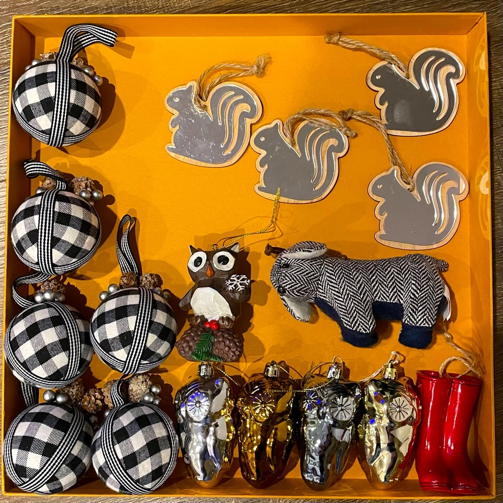 17 Woodland Variety Christmas Ornaments
